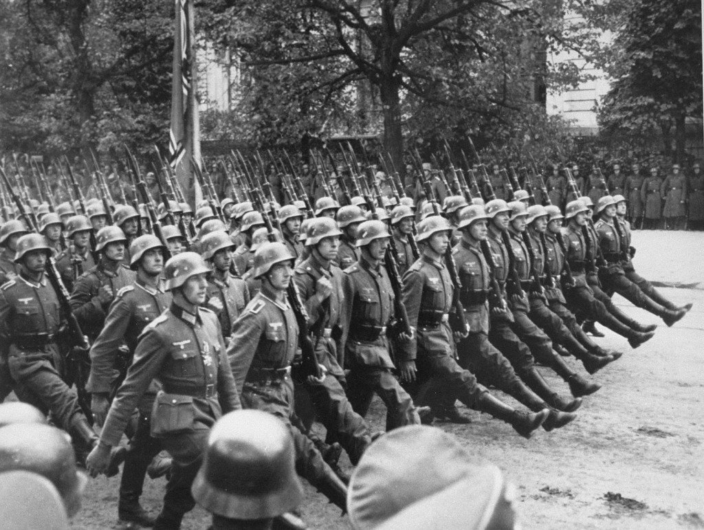Segunda Guerra Mundial: A Confrontação Total e a Redefinição da Ordem Global