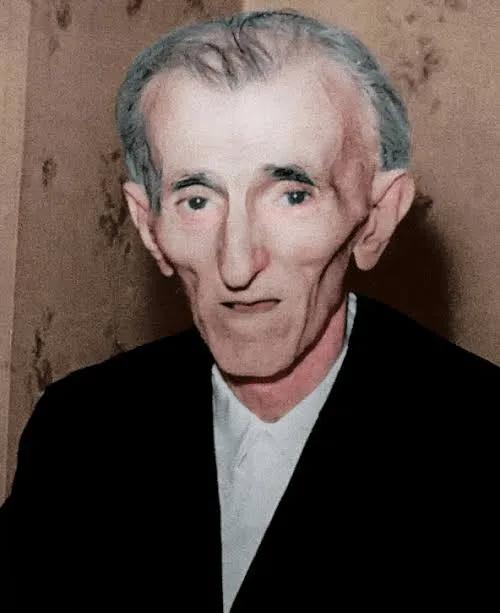 Nikola Tesla em seus anos finais.